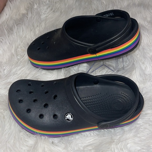 CROCS- Crocband Rainbow Crocs rainbow  platform crocs like New Size -W-9 M-7 - Picture 2 of 4